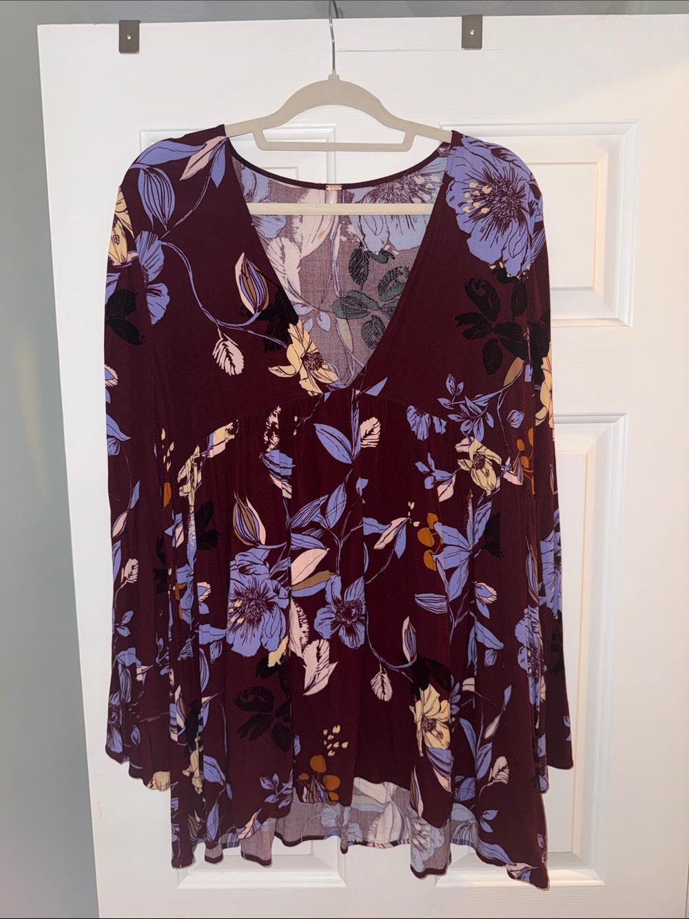 Free People Women's Floral V-Neck Tunic Top - Burgundy